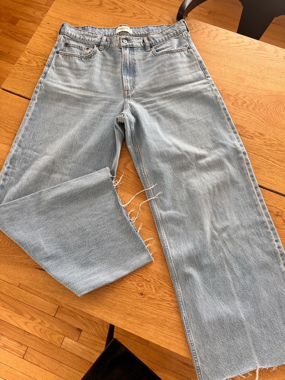 Wide Leg High rise Abercrombie Jeans